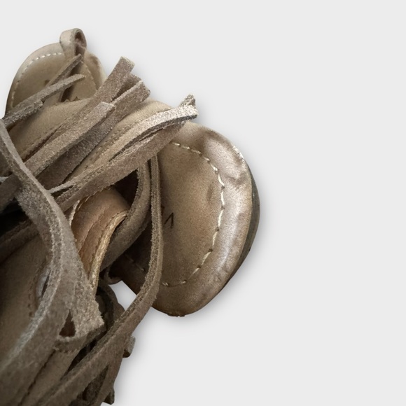 Very Volitile Lex tan fringe gladiator boho sandals - Picture 3 of 11